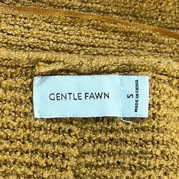 Gentle  Fawn Cardigan - Picture 4 of 6